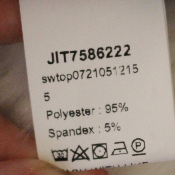 SHEIN, crop top with ruffle sleeves and hem line - Picture 6 of 9